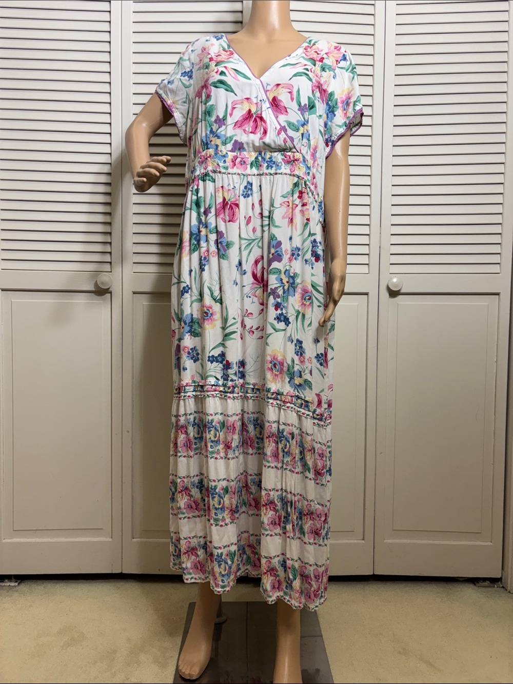 April Cornell White Maxi Dress with Pink, Green & Blue Floral Print XXL